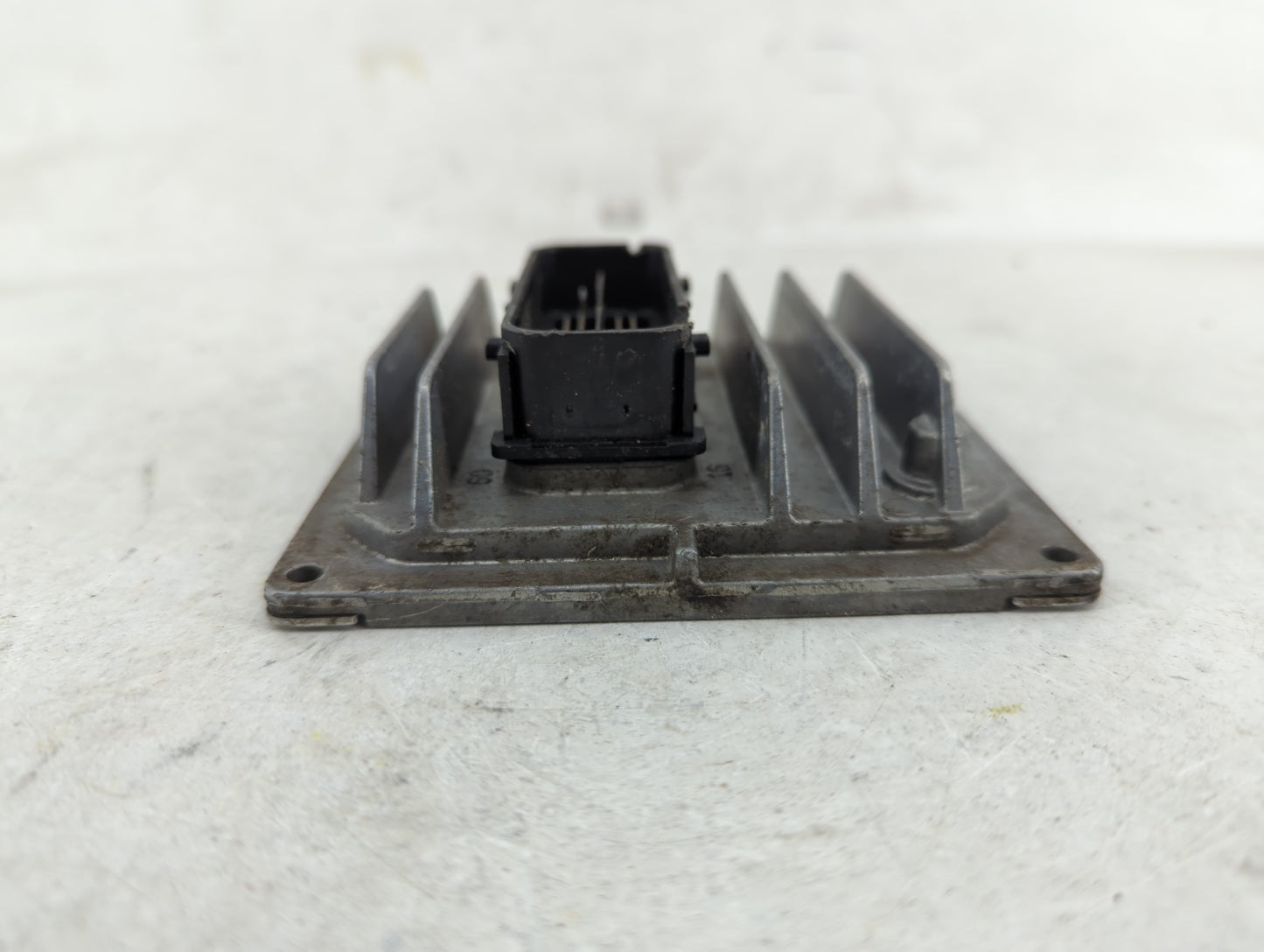 2021-2022 Chevrolet Trailblazer Transmission Control Module Tcu Tcm - Oemusedautoparts1.com