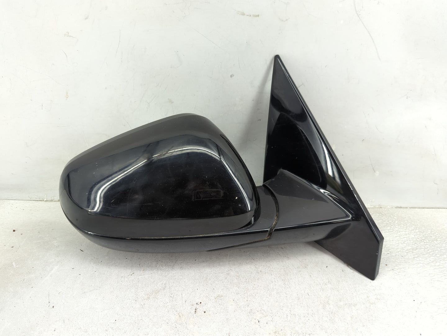 2021-2022 Chevrolet Trailblazer Passenger Side View Mirror - Right Door Mirror OEM Used - Oemusedautoparts1.com