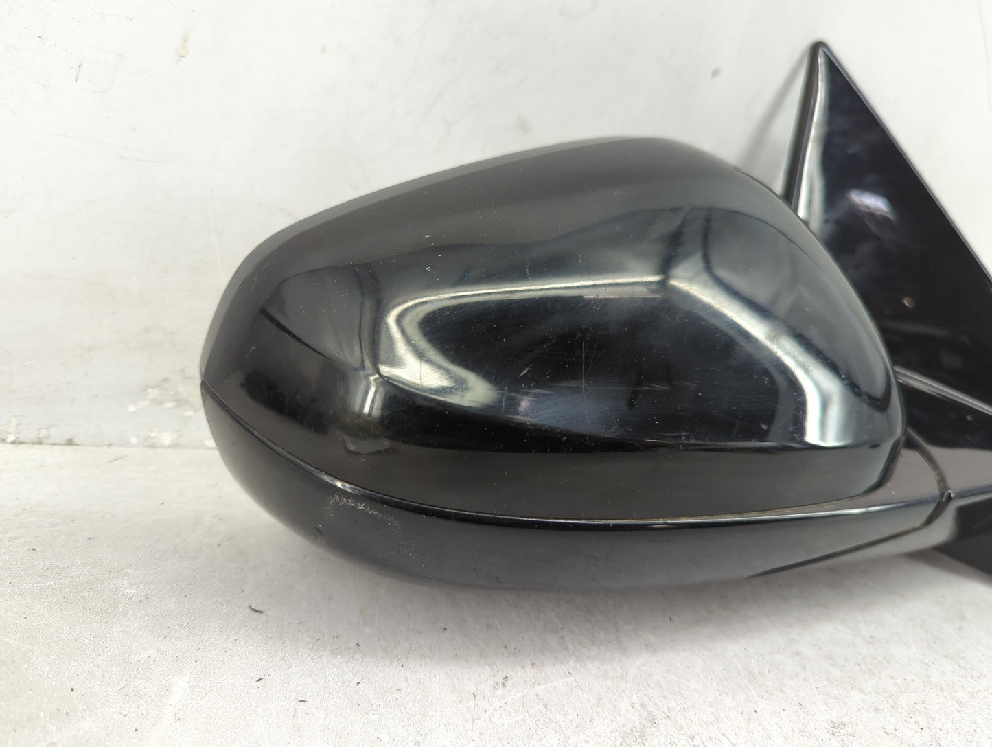 2021-2022 Chevrolet Trailblazer Passenger Side View Mirror - Right Door Mirror OEM Used - Oemusedautoparts1.com