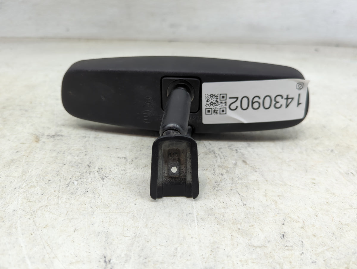 2021-2022 Chevrolet Trailblazer Interior Rear View Mirror Replacement OEM P/N:E11026150 AC48070 Fits OEM Used Auto Parts - O
