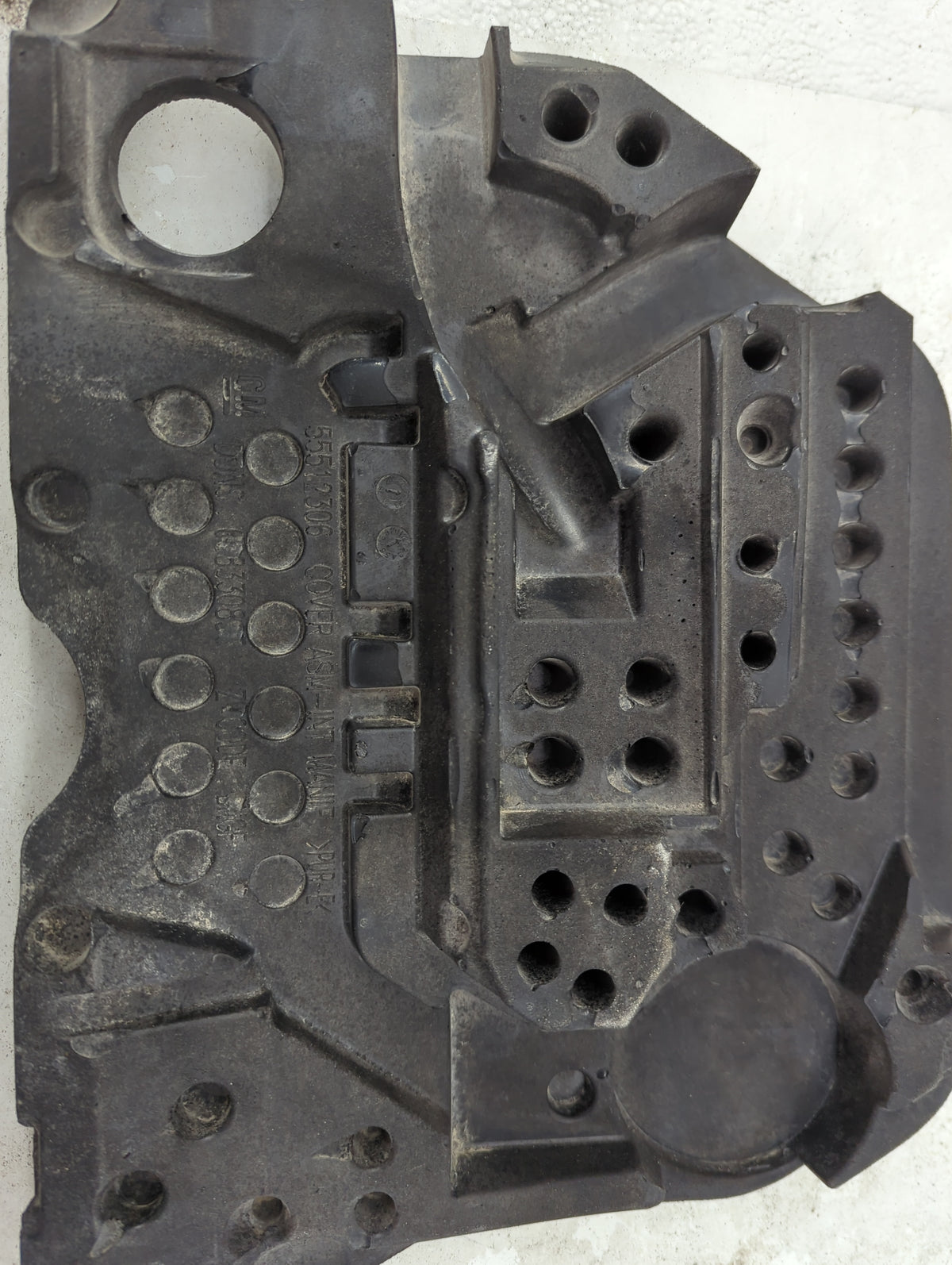 2023 Chevrolet Trailblazer Engine Cover - Oemusedautoparts1.com