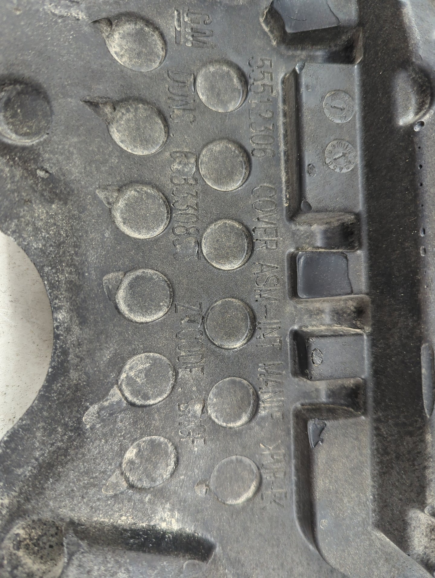 2023 Chevrolet Trailblazer Engine Cover - Oemusedautoparts1.com