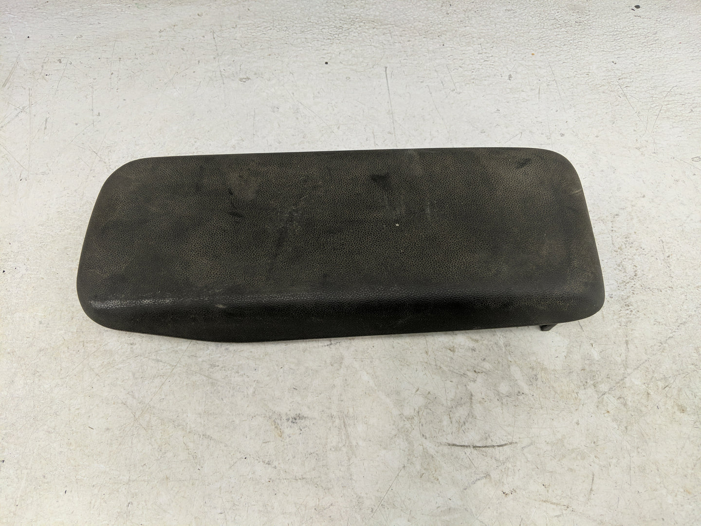 2023 Chevrolet Trailblazer Center Console Armrest Cover Lid Fits OEM Used Auto Parts - Oemusedautoparts1.com