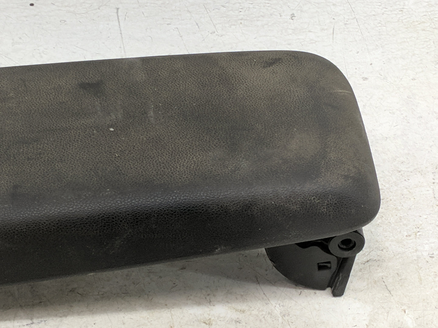 2023 Chevrolet Trailblazer Center Console Armrest Cover Lid Fits OEM Used Auto Parts - Oemusedautoparts1.com