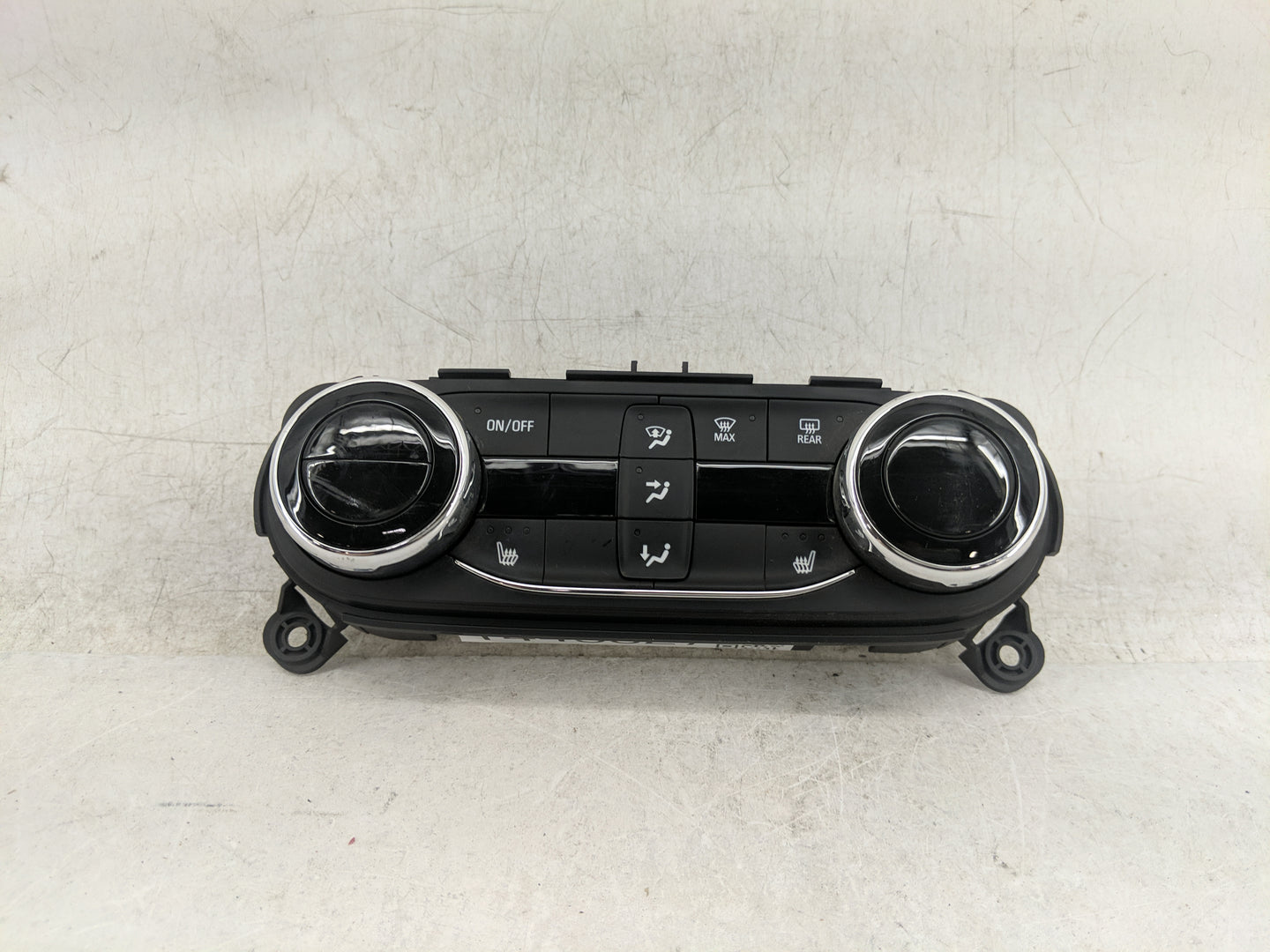 2023 Chevrolet Trailblazer Climate Control Module Temperature AC/Heater Replacement P/N:42775574 7370200000000X, 545290509 F