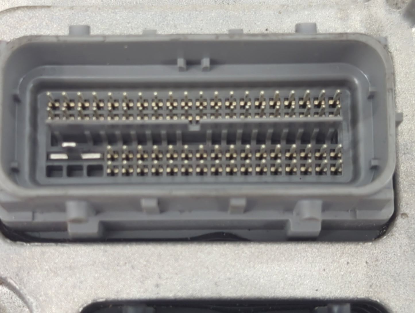 2021-2022 Chevrolet Trailblazer PCM Engine Control Computer ECU ECM PCU OEM P/N:12728245 12719250 Fits Fits 2020 2021 2022 O