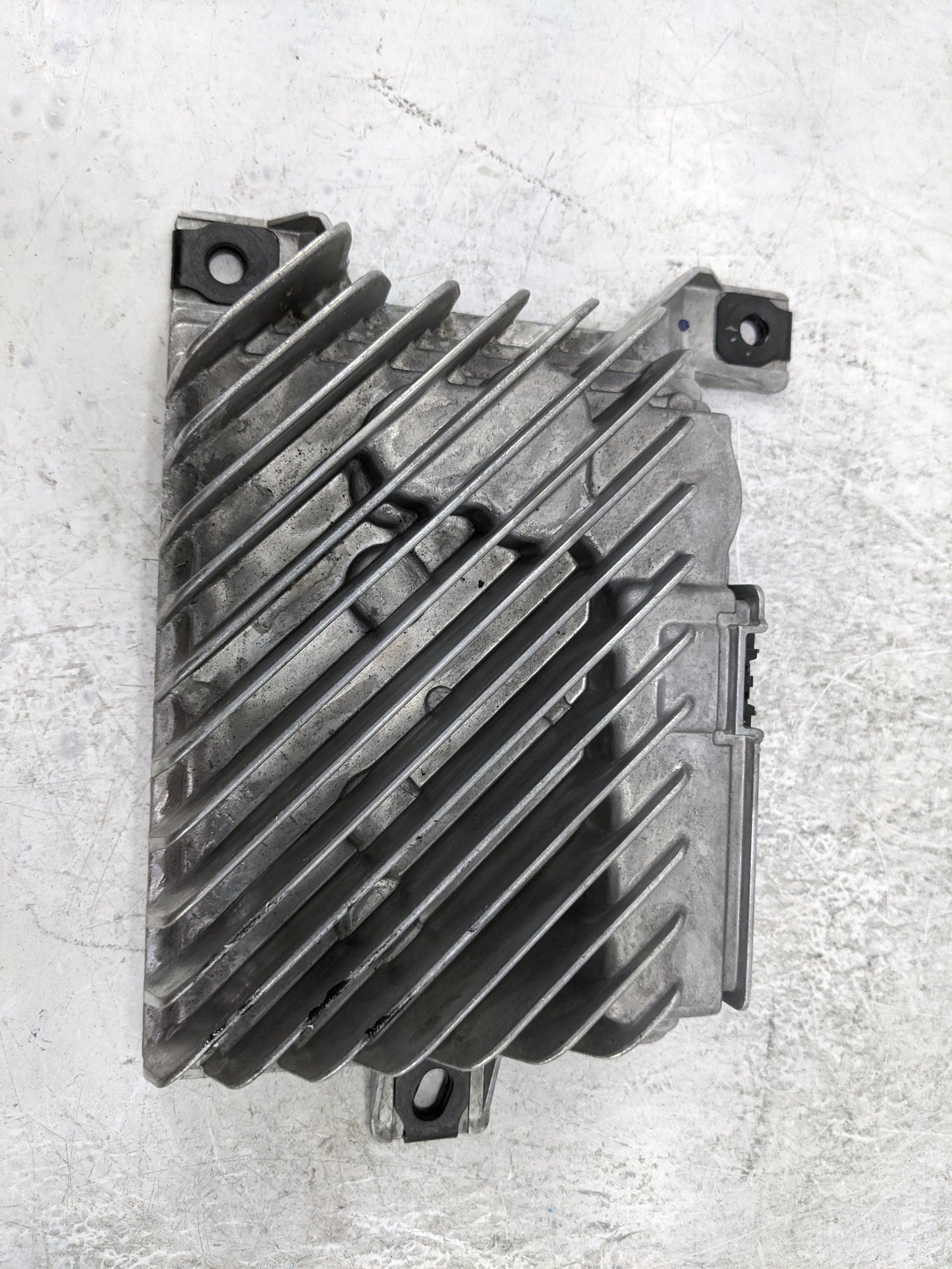 2021-2022 Chevrolet Trailblazer Radio Speaker Amplifier 42792547 - Oemusedautoparts1.com