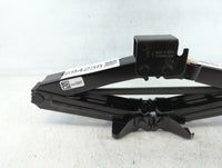 2023 Chevrolet Trailblazer Spare Scissor Car Jack Black - Oemusedautoparts1.com