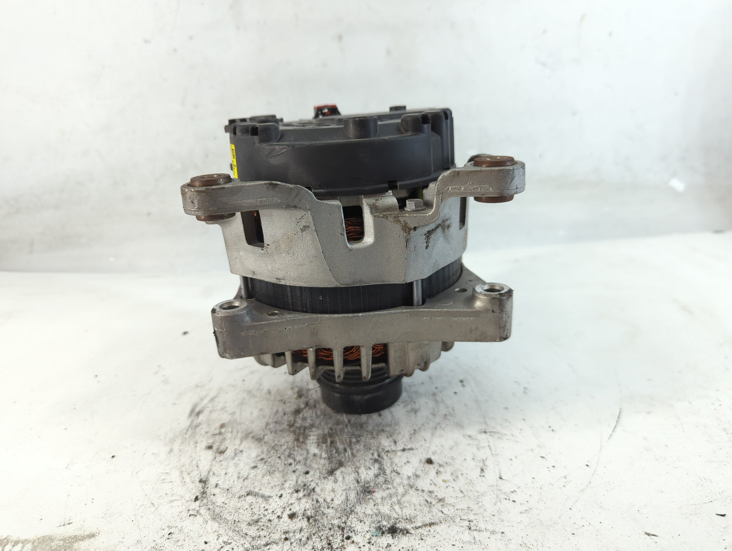 2021-2022 Chevrolet Trailblazer Alternator Replacement Generator Charging Assembly Engine OEM P/N:42798617 Fits OEM Used Aut