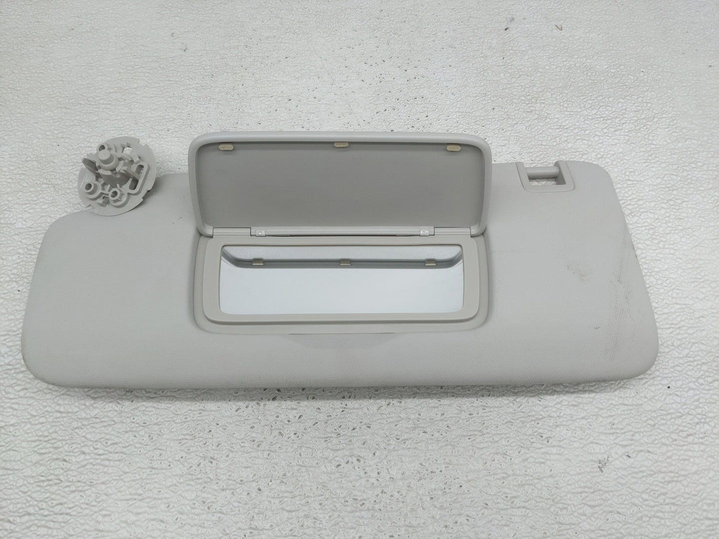 2023 Chevrolet Trail Blazer Sun Visor Shade Replacement Driver Left Mirror Fits OEM Used Auto Parts - Oemusedautoparts1.com
