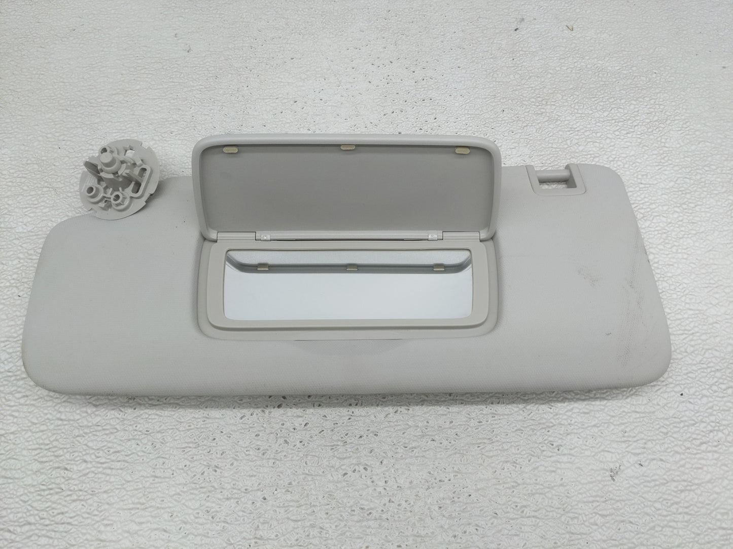 2023 Chevrolet Trail Blazer Sun Visor Shade Replacement Driver Left Mirror Fits OEM Used Auto Parts - Oemusedautoparts1.com