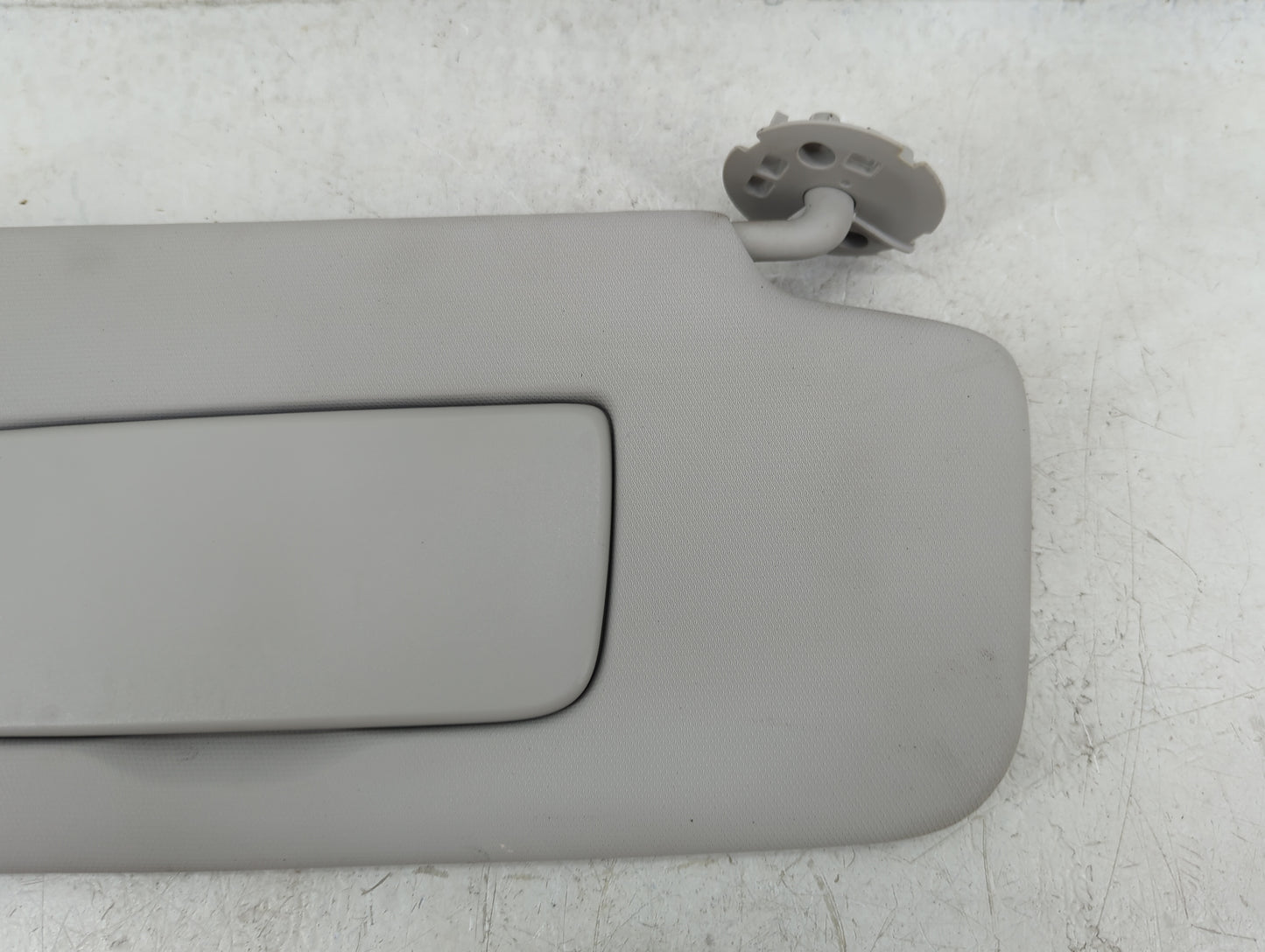 2023 Chevrolet Trail Blazer Sun Visor Shade Replacement Passenger Right Mirror Fits OEM Used Auto Parts - Oemusedautoparts1.