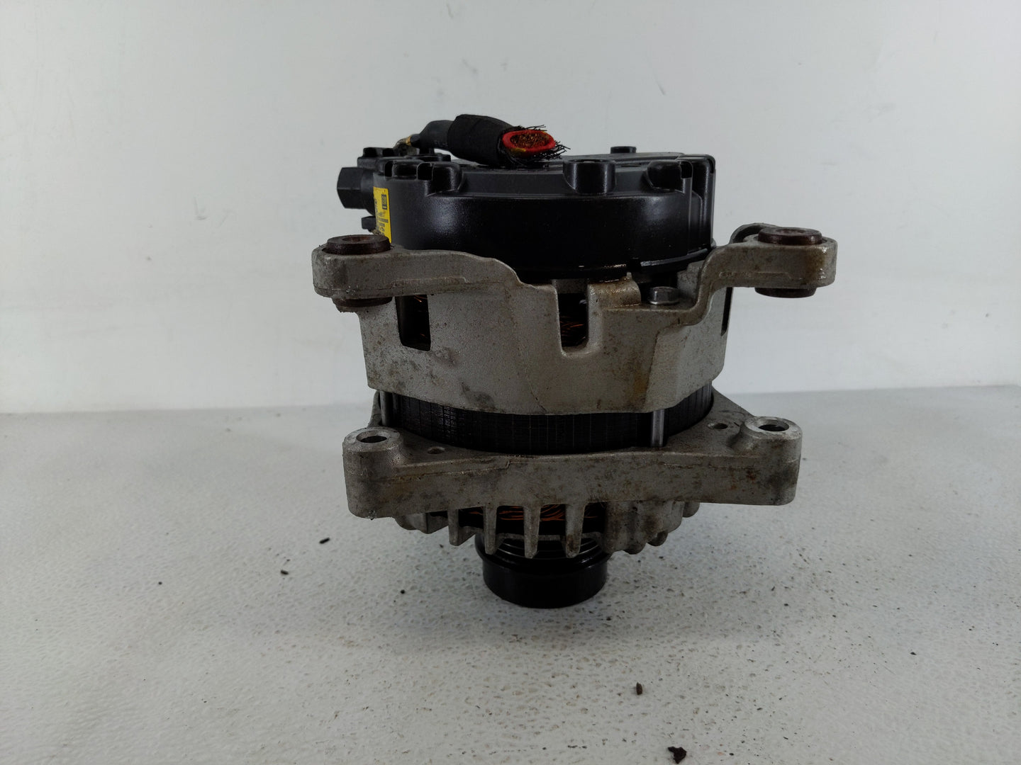 2023 Chevrolet Trail Blazer Alternator Replacement Generator Charging Assembly Engine OEM Fits Fits 2020 2021 2022 OEM Used 