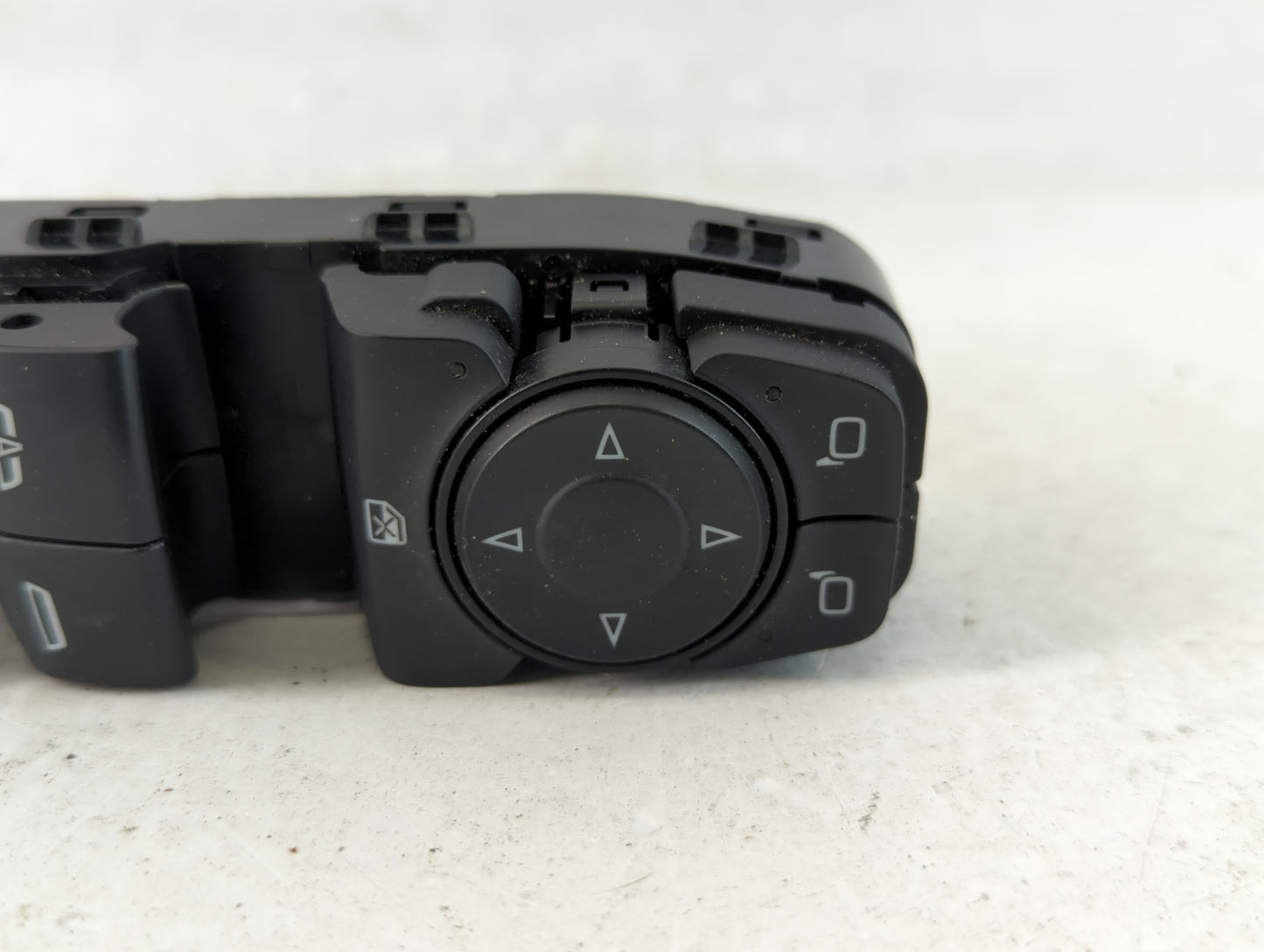 2023 Chevrolet Traverse Master Power Window Switch Replacement Driver Side Left P/N:84513464 Fits OEM Used Auto Parts - Oemu
