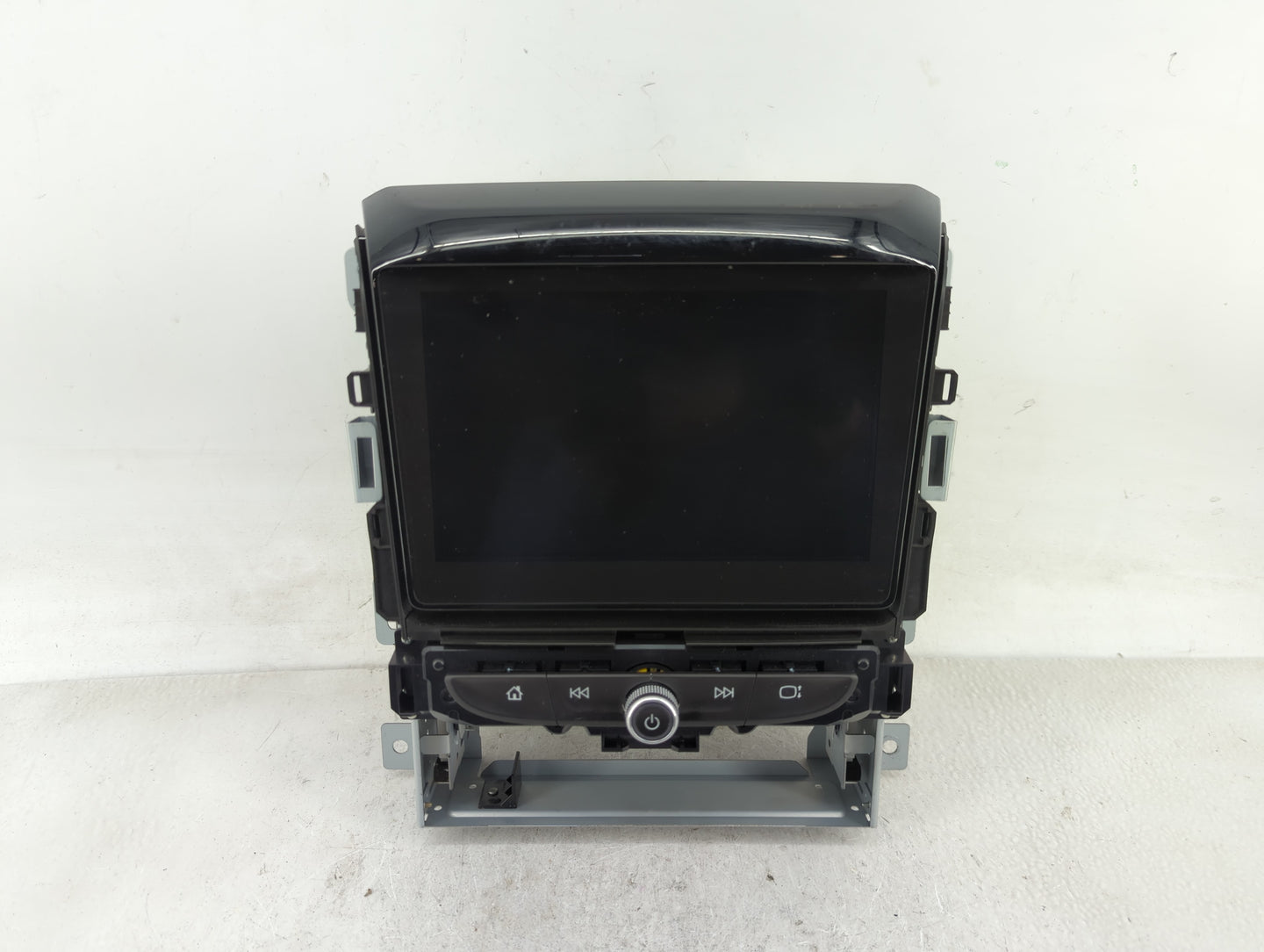 2023 Chevrolet Traverse Radio AM FM Cd Player Receiver Replacement P/N:86778044 Fits OEM Used Auto Parts - Oemusedautoparts1