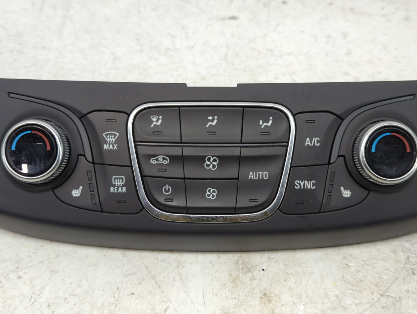 2023 Chevrolet Traverse Climate Control Module Temperature AC/Heater Replacement P/N:000235226 85557932 Fits OEM Used Auto P