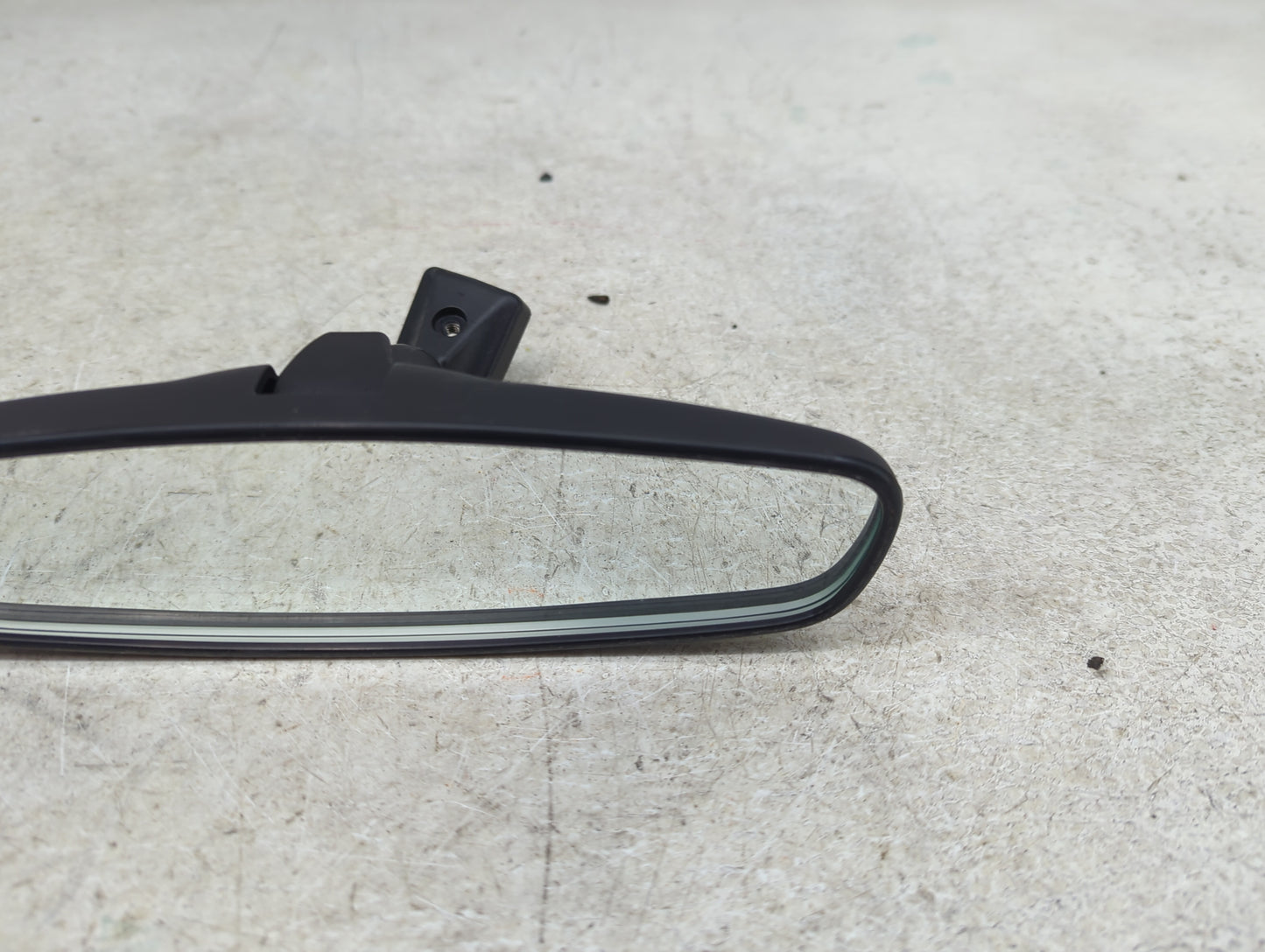 2018-2022 Chevrolet Traverse Interior Rear View Mirror Replacement OEM Fits OEM Used Auto Parts - Oemusedautoparts1.com