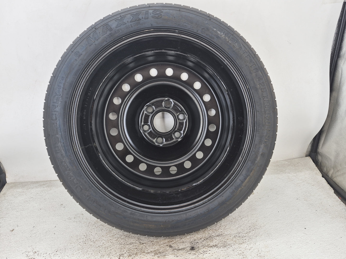 2018-2022 Chevrolet Traverse Spare Donut Tire Wheel Rim Oem Black - Oemusedautoparts1.com