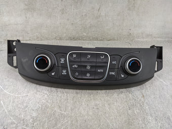 compare product 2023 Chevrolet Traverse Climate Control Module Temperature AC/Heater Replacement P/N:85557932 QFGM623A, 7370200000000X Fits OEM Used Auto Parts