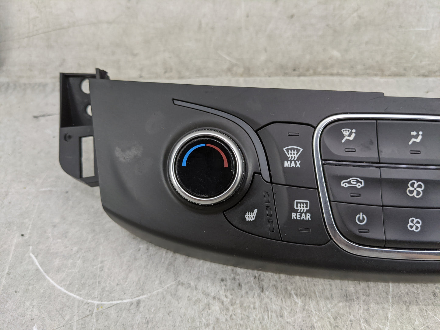 2023 Chevrolet Traverse Climate Control Module Temperature AC/Heater Replacement P/N:85557932 QFGM623A, 7370200000000X Fits 