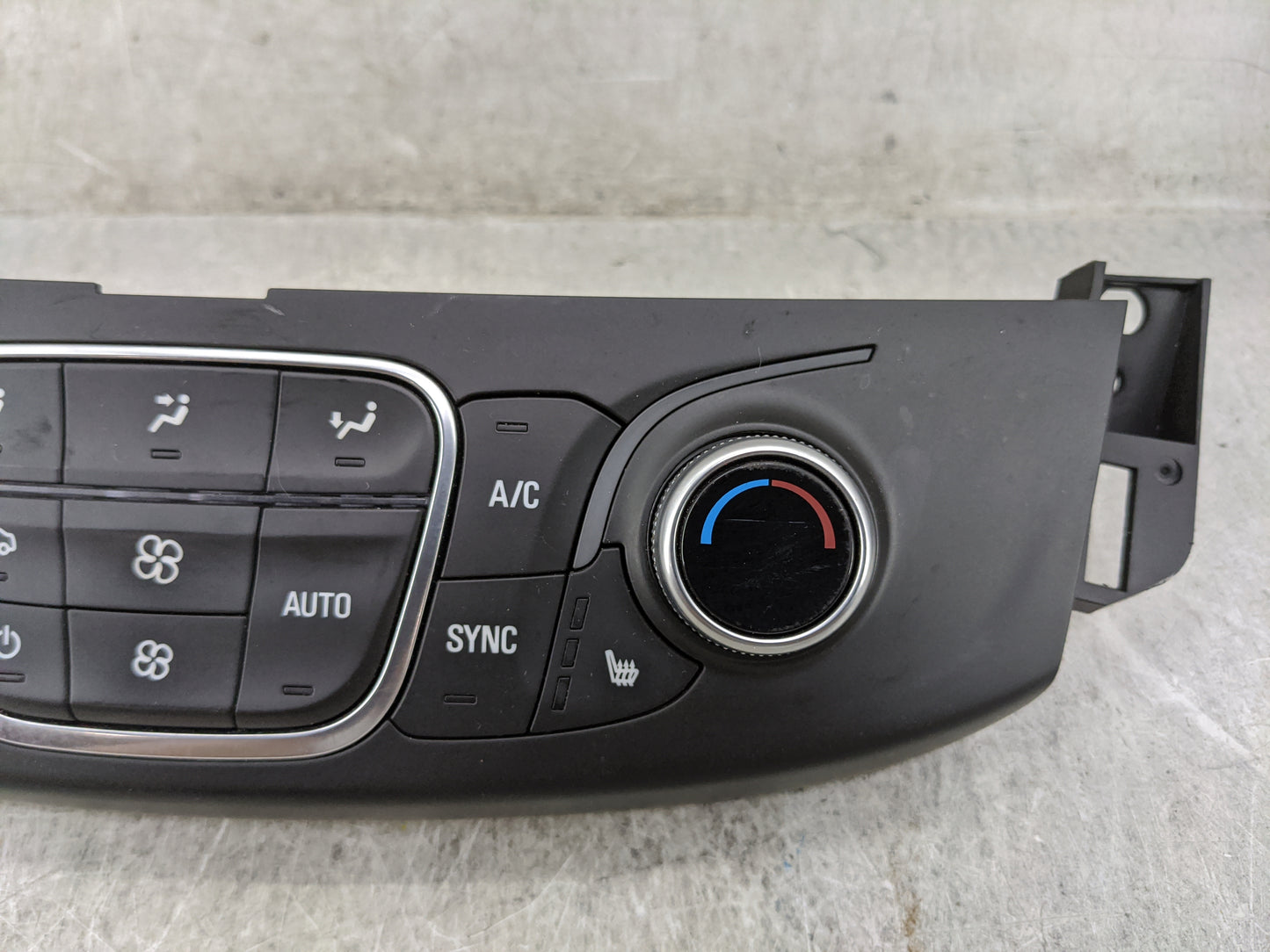 2023 Chevrolet Traverse Climate Control Module Temperature AC/Heater Replacement P/N:85557932 QFGM623A, 7370200000000X Fits 
