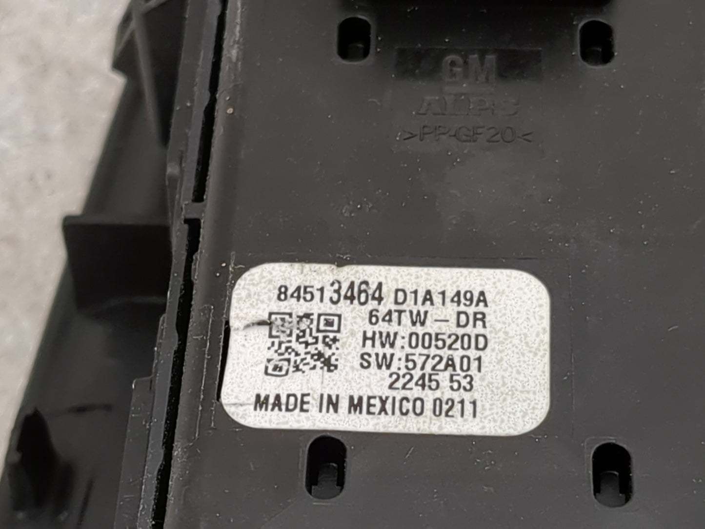 2023 Chevrolet Traverse Master Power Window Switch Replacement Driver Side Left P/N:84513464 Fits Fits 2019 2020 2021 2022 O