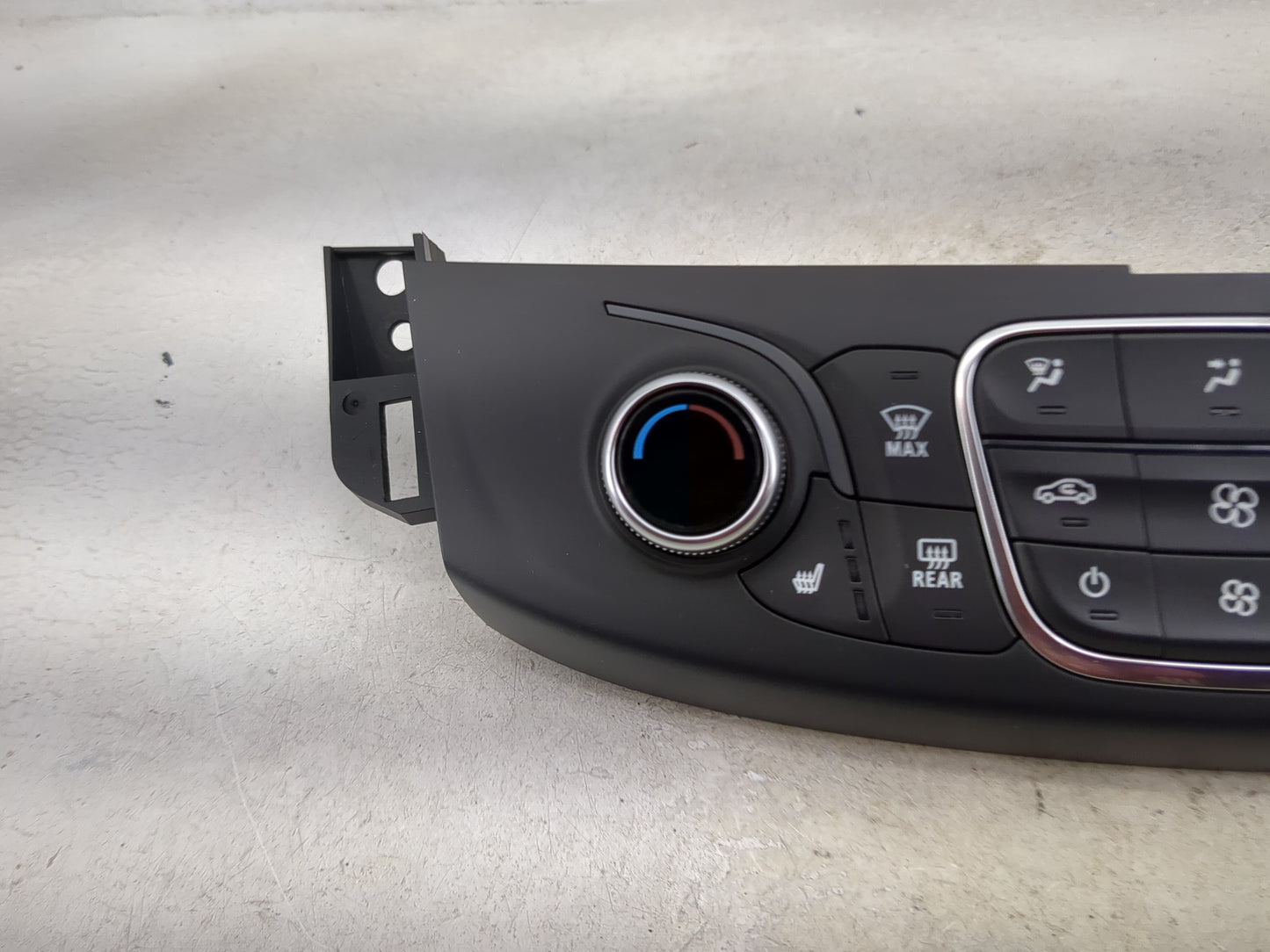 2023 Chevrolet Traverse Climate Control Module Temperature AC/Heater Replacement P/N:85557932 QFGM623A, 7370200000000X Fits 