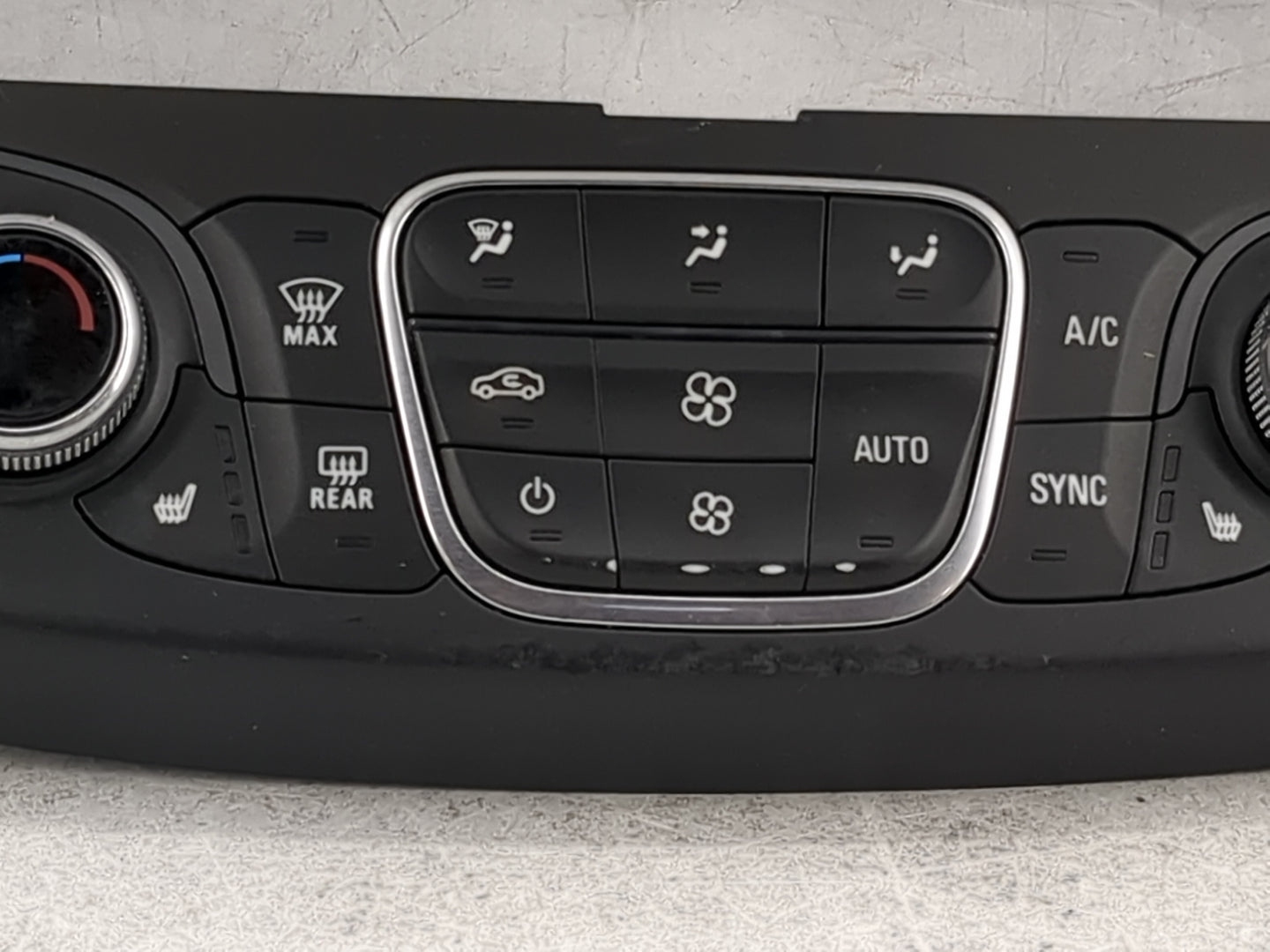 2023 Chevrolet Traverse Climate Control Module Temperature AC/Heater Replacement P/N:85557932 QFGM623A, SF0111427, QFGM673C 