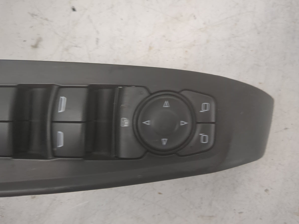 2023 Chevrolet Traverse Master Power Window Switch Replacement Driver Side Left P/N:84512940 D1A164A, 401W-DR Fits OEM Used 