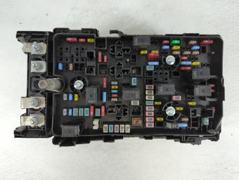 compare product 2023 Chrysler Pacifica Fusebox Fuse Box Panel Relay Module P/N:6356-5509 Fits OEM Used Auto Parts