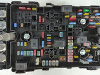 2023 Chrysler Pacifica Fusebox Fuse Box Panel Relay Module P/N:6356-5509 Fits OEM Used Auto Parts - Oemusedautoparts1.com