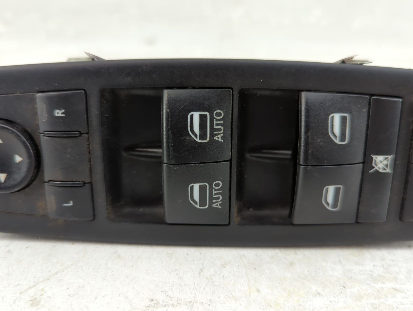 2017-2022 Chrysler Pacifica Master Power Window Switch Replacement Driver Side Left P/N:68234092AC Fits OEM Used Auto Parts 