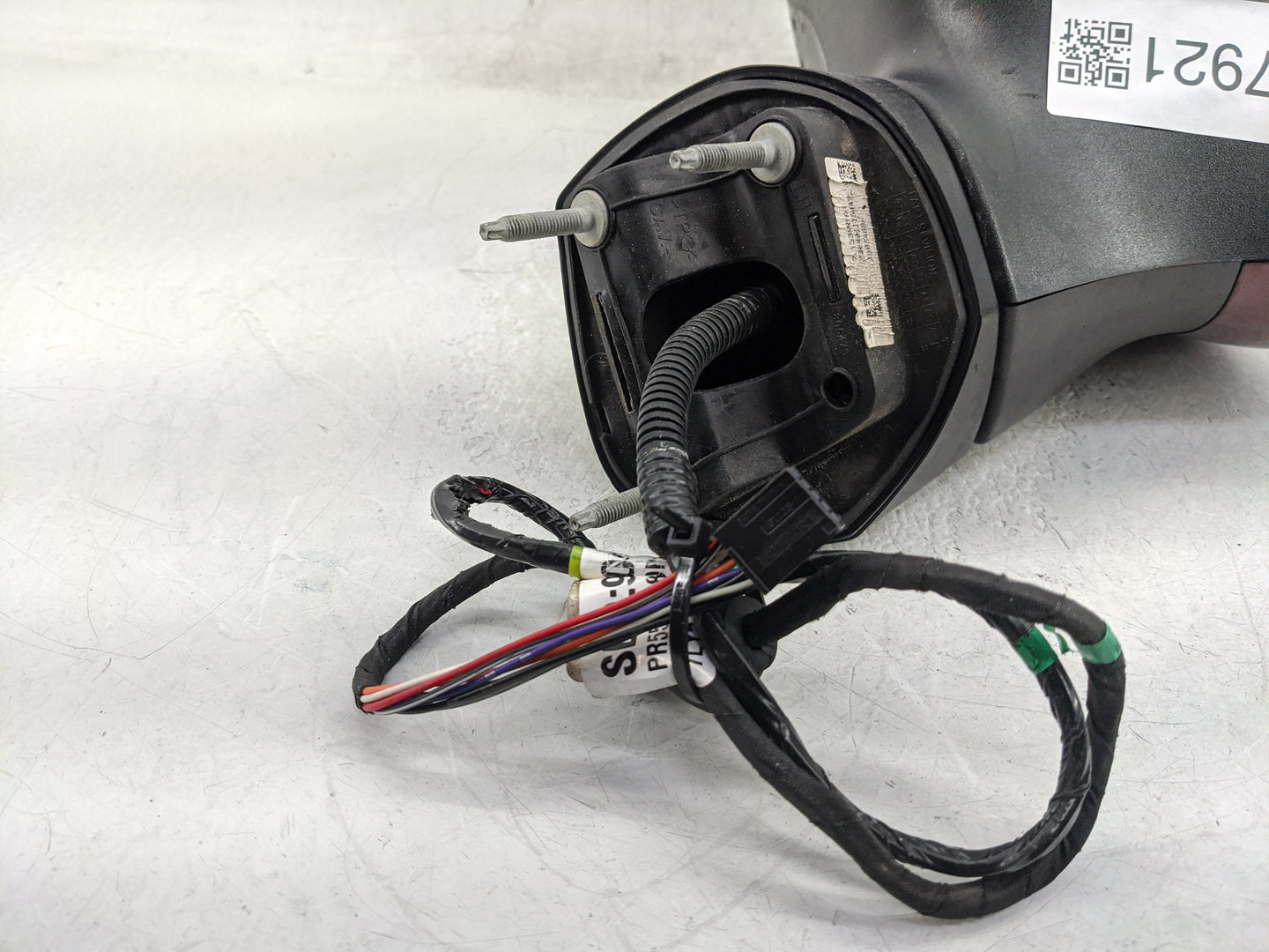 2021-2022 Chrysler Pacifica Driver Side View Mirror - Left Door Mirror OEM Used - Oemusedautoparts1.com