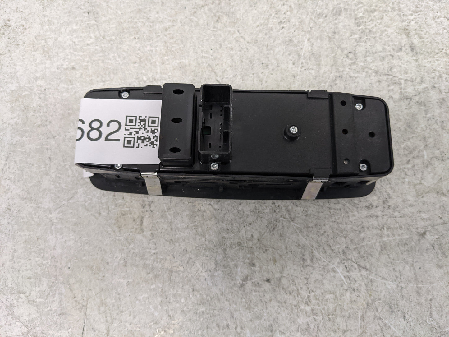 2017-2022 Chrysler Pacifica Master Power Window Switch Replacement Driver Side Left P/N:68590599AA Fits OEM Used Auto Parts 