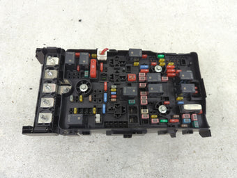 compare product 2022 Chrysler Pacifica Fusebox Fuse Box Panel Relay Module P/N:6356-5509 Fits OEM Used Auto Parts