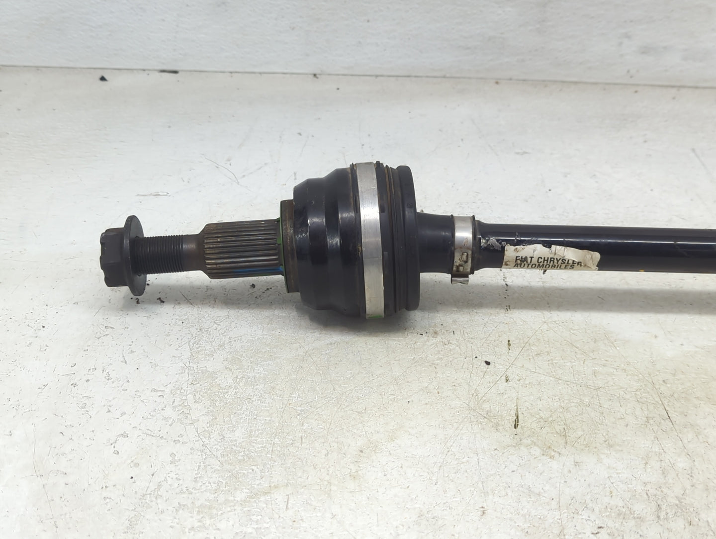 2020-2022 Chrysler Pacifica Axle Shaft Rear Driver Cv C/v - Oemusedautoparts1.com