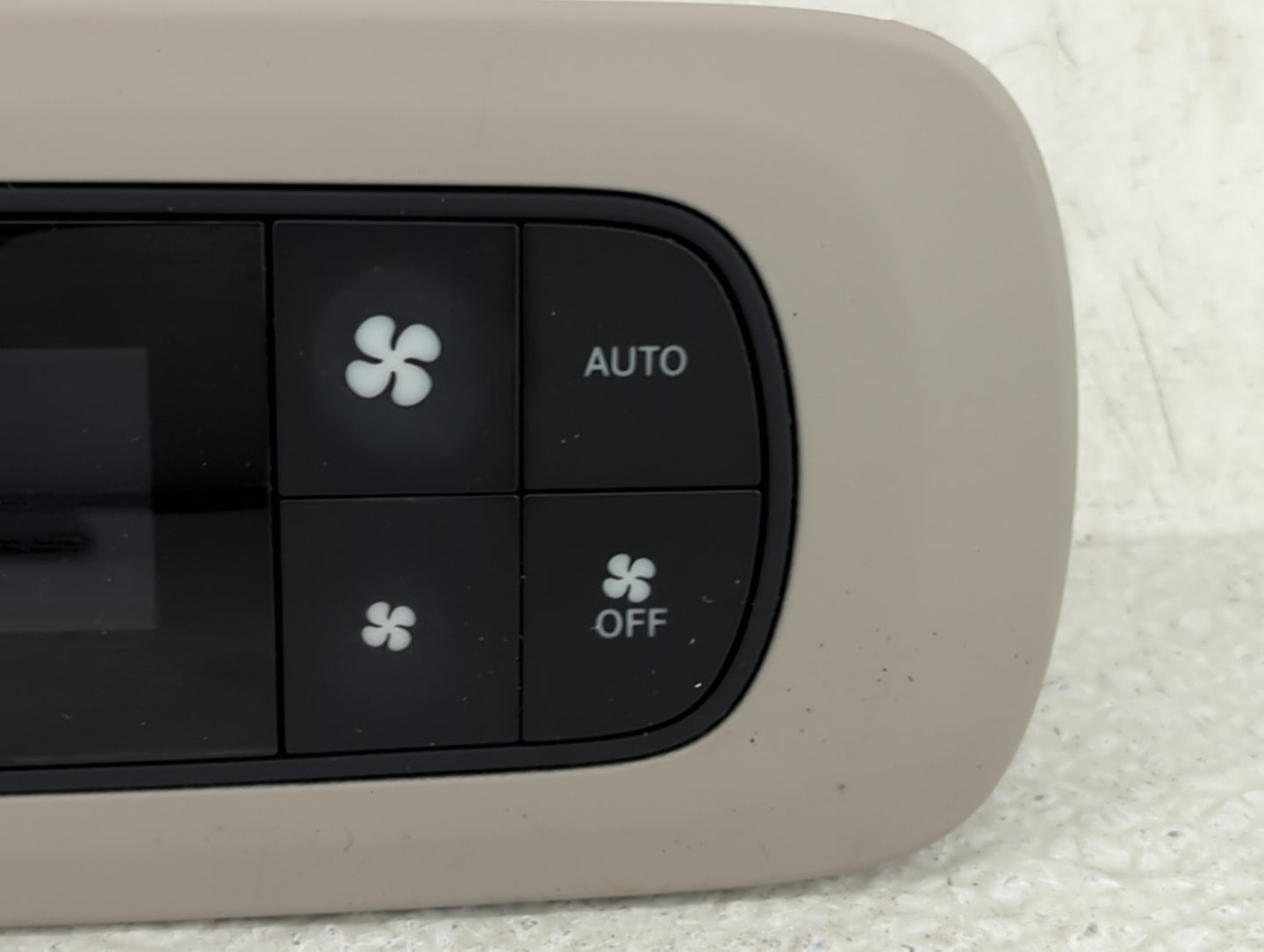 2022 Chrysler Pacifica Climate Control Module Temperature AC/Heater Replacement P/N:P6WL30PD2AA Fits OEM Used Auto Parts - O