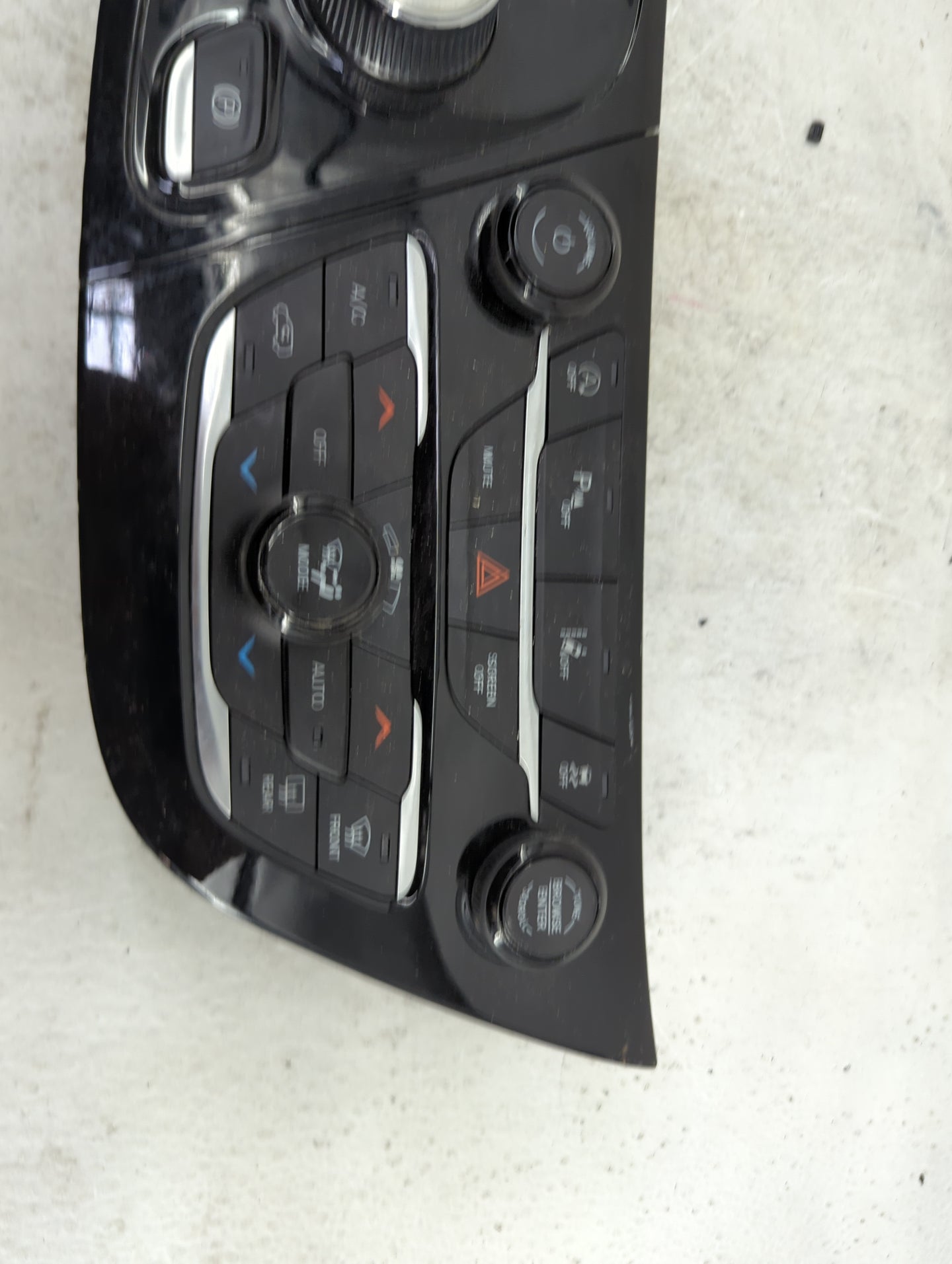 2021-2022 Chrysler Pacifica Climate Control Module Temperature AC/Heater Replacement P/N:P6XY191X8AB Fits Fits 2021 2022 OEM