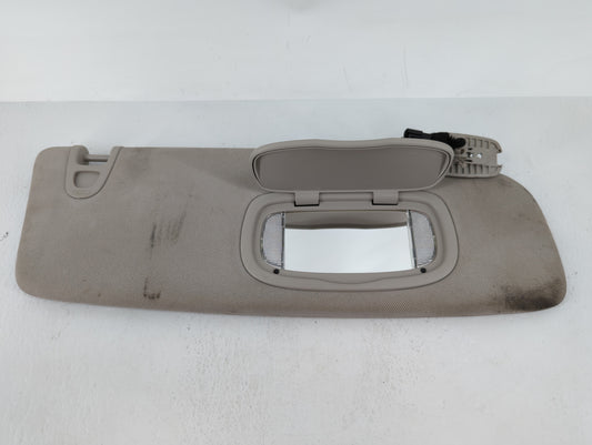 2023 Chrysler Pacifica Sun Visor Shade Replacement Passenger Right Mirror Fits OEM Used Auto Parts - Oemusedautoparts1.com