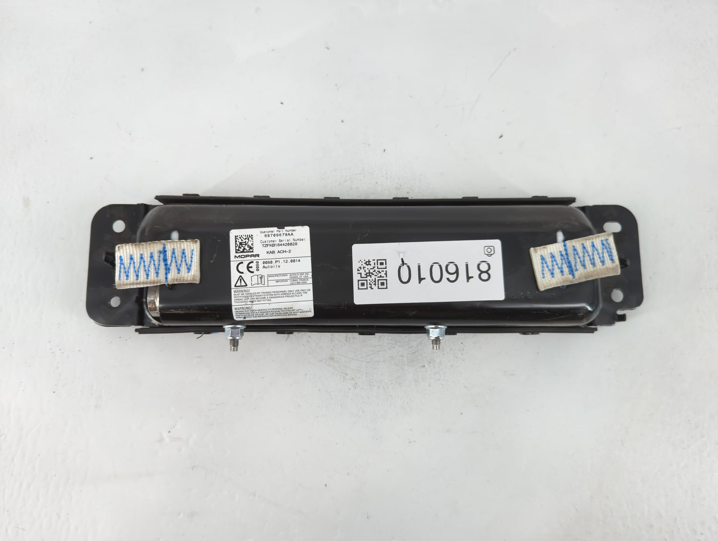 2017-2022 Chrysler Pacifica Air Bag Driver Left Knee OEM Fits Fits 2017 2018 2019 2020 2021 2022 OEM Used Auto Parts - Oemus