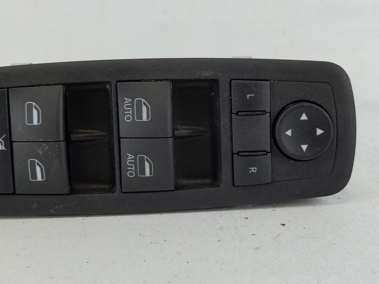 2020-2022 Chrysler Voyager Master Power Window Switch Replacement Driver Side Left P/N:68590599AA Fits OEM Used Auto Parts -
