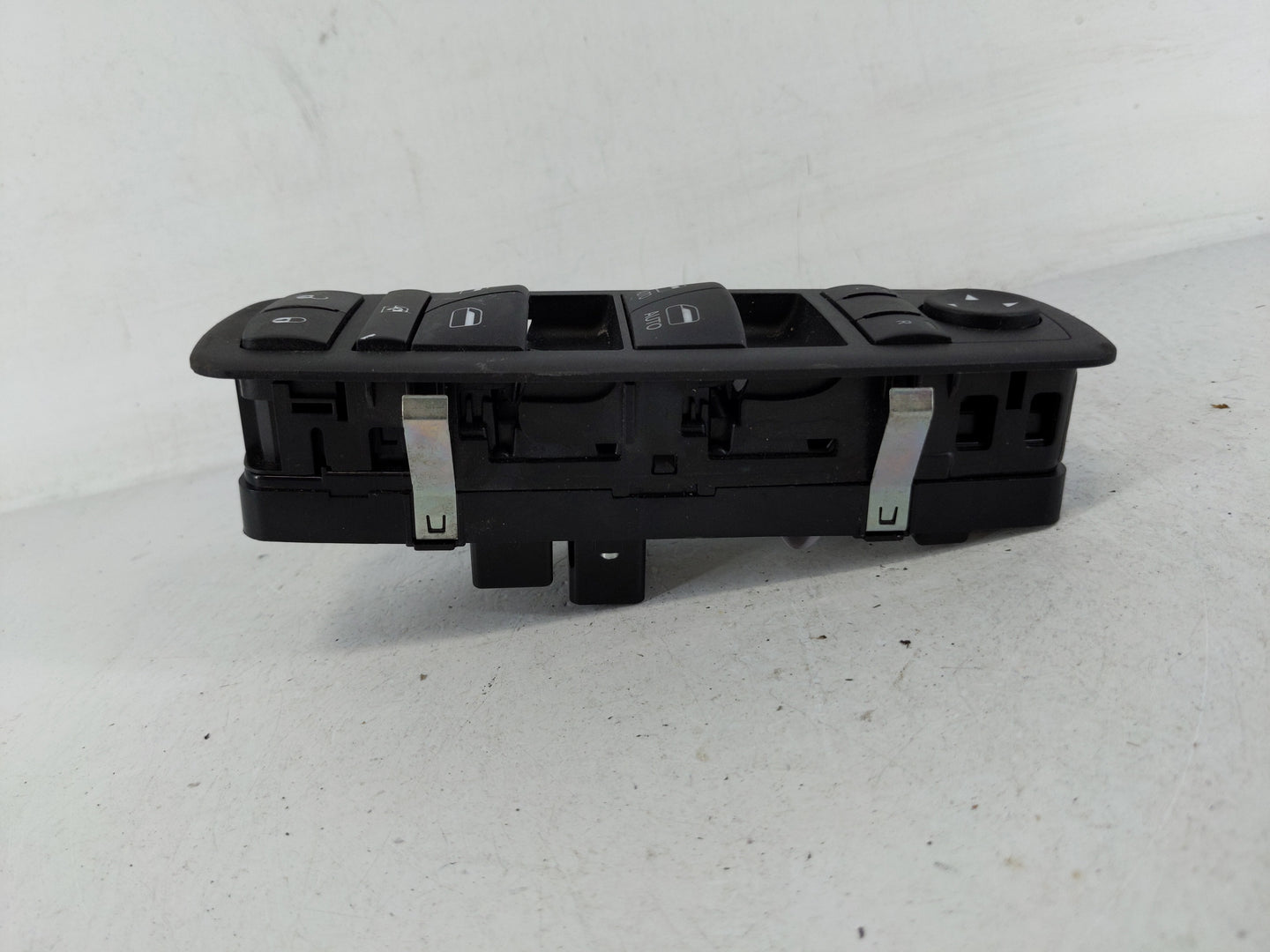 2020-2022 Chrysler Voyager Master Power Window Switch Replacement Driver Side Left P/N:68590599AA Fits OEM Used Auto Parts -