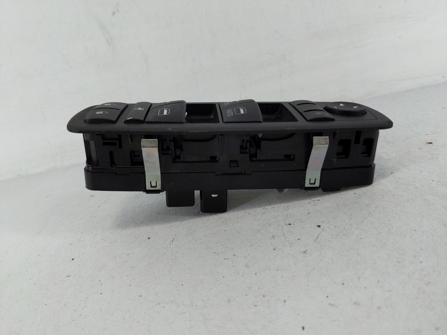 2020-2022 Chrysler Voyager Master Power Window Switch Replacement Driver Side Left P/N:68590599AA Fits OEM Used Auto Parts -