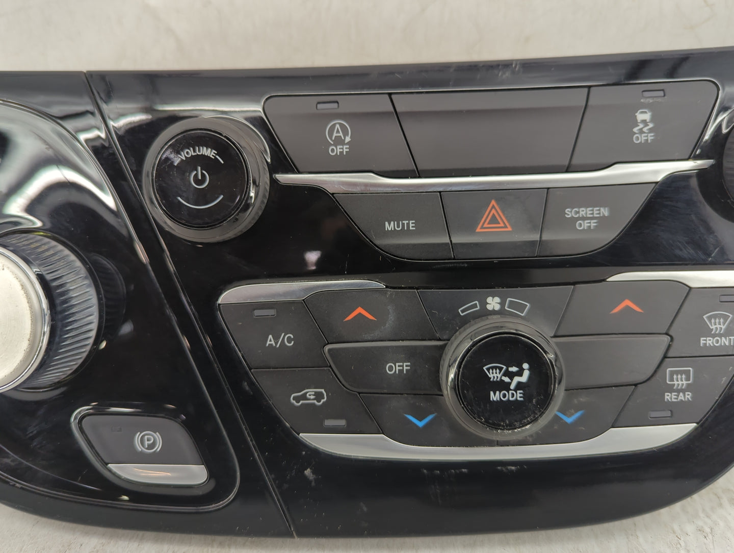 2021-2022 Chrysler Voyager Climate Control Module Temperature AC/Heater Replacement P/N:P7AS3711X8AB T179310079 Fits OEM Use