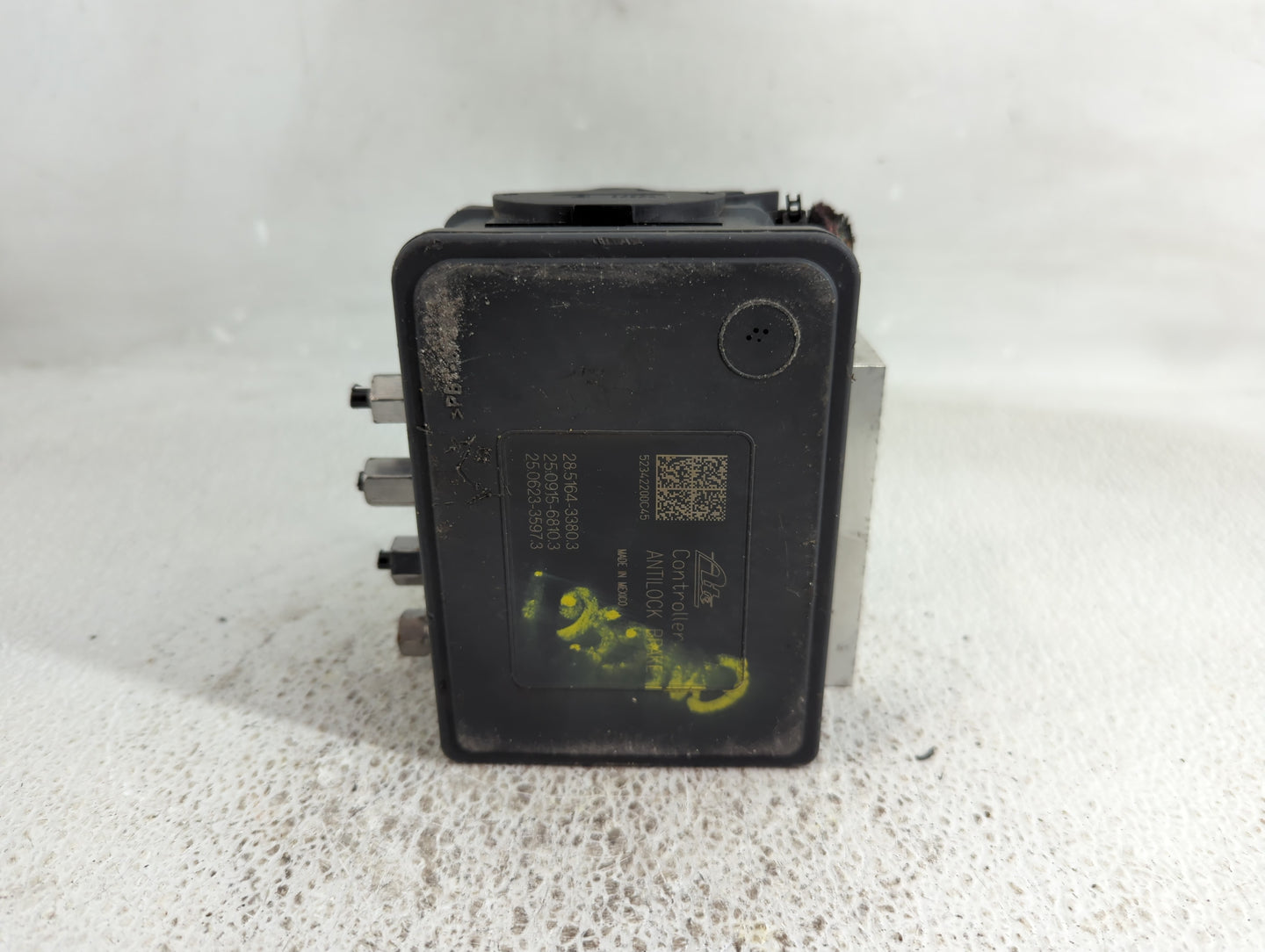 2018-2022 Dodge Challenger ABS Pump Control Module Replacement P/N:P68621136AA Fits Fits 2018 2019 2020 2021 2022 OEM Used A