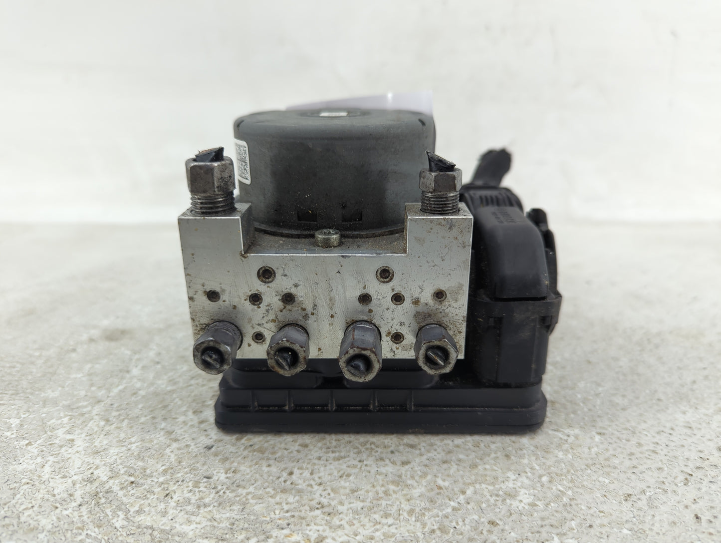 2018-2022 Dodge Challenger ABS Pump Control Module Replacement P/N:P68500121AB Fits Fits 2018 2019 2020 2021 2022 OEM Used A