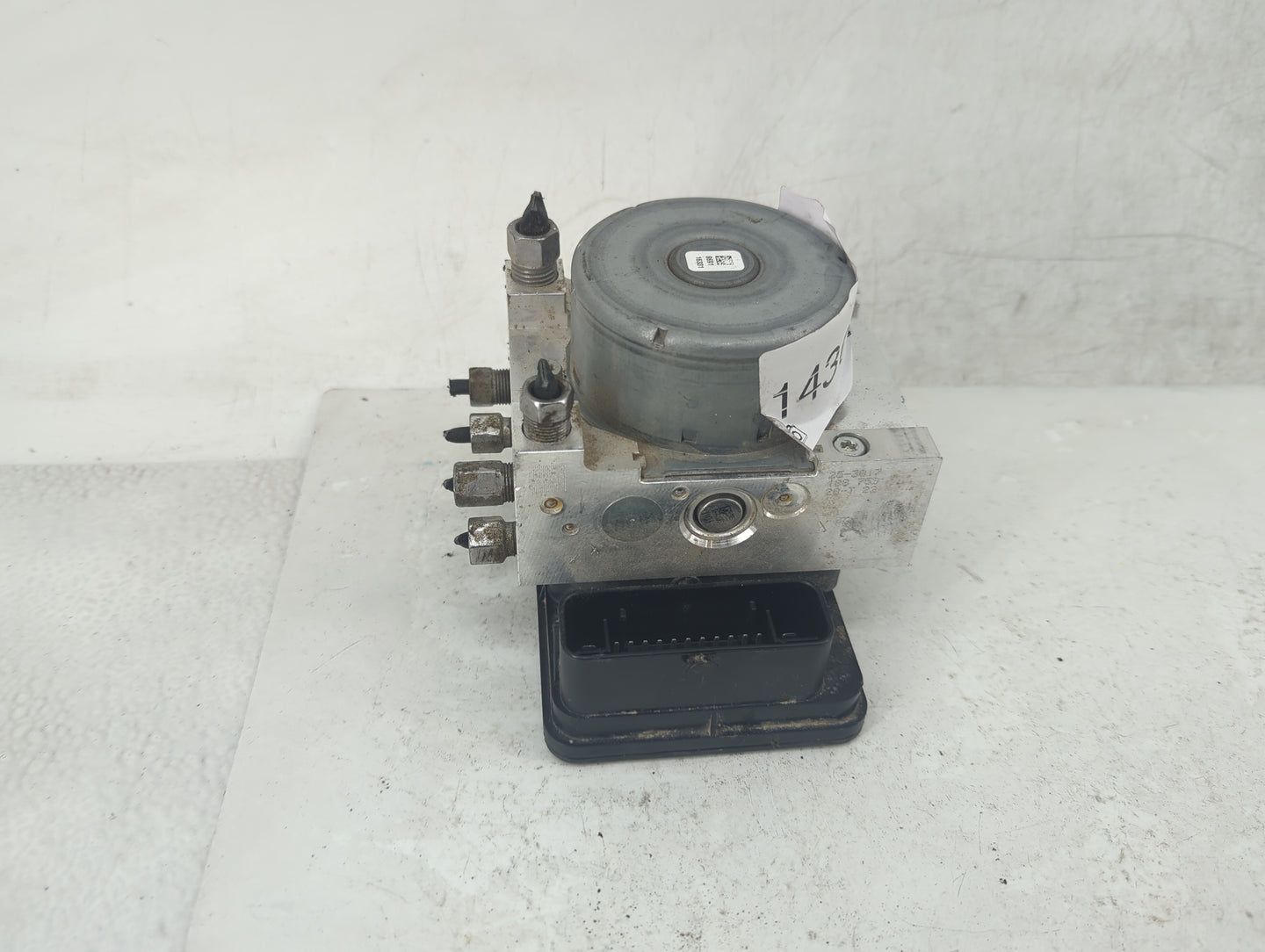 2018-2022 Dodge Challenger ABS Pump Control Module Replacement Fits Fits 2018 2019 2020 2021 2022 OEM Used Auto Parts - Oemu