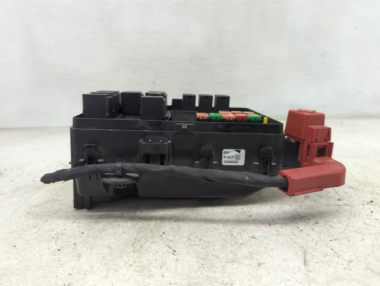 2021-2022 Dodge Challenger Fusebox Fuse Box Panel Relay Module P/N:P68600350AA T-AWH2722AD151 Fits Fits 2021 2022 OEM Used A