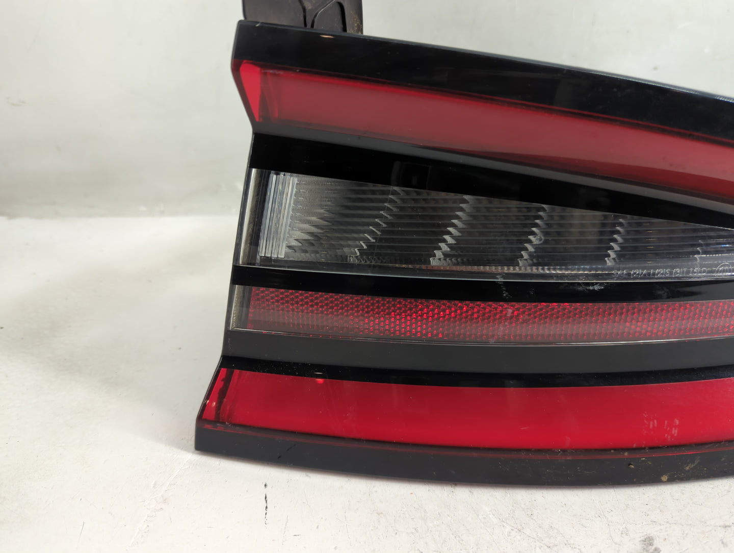 2015-2022 Dodge Charger Tail Light Assembly Passenger Right OEM Fits Fits 2015 2016 2017 2018 2019 2020 2021 2022 OEM Used A