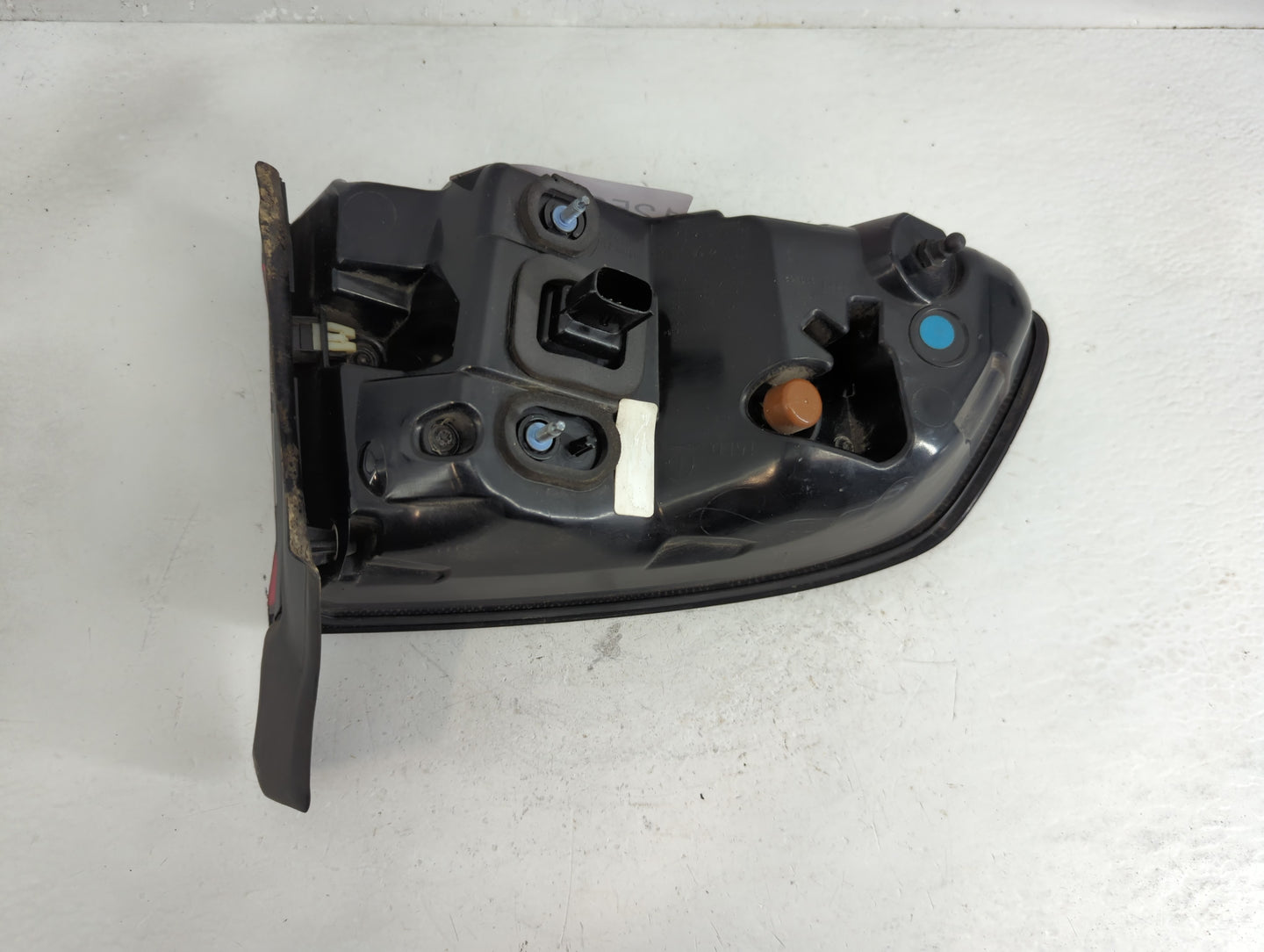 2015-2022 Dodge Charger Tail Light Assembly Passenger Right OEM Fits Fits 2015 2016 2017 2018 2019 2020 2021 2022 OEM Used A